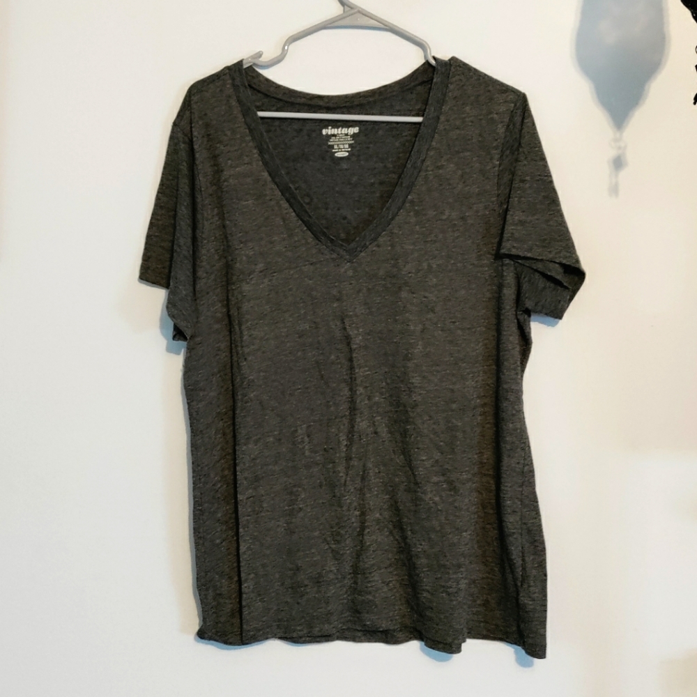 Vneck light tee